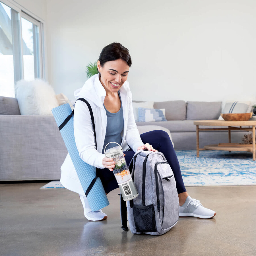 licuadora portátil inalámbrica ninja blast – blanca bc151ukwh