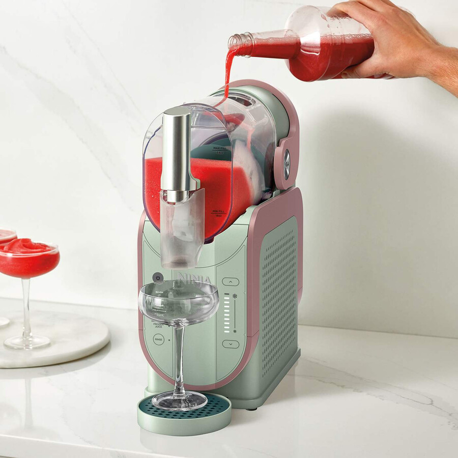 máquina para preparar bebidas heladas ninja slushi - matcha de fresa escarchada fs301ukmtpk