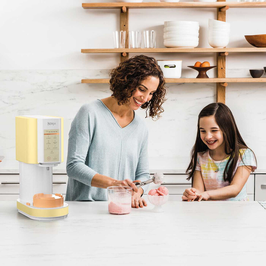 máquina para hacer helados y postres helados ninja creami - merengue de limón especiado nc300ukcs