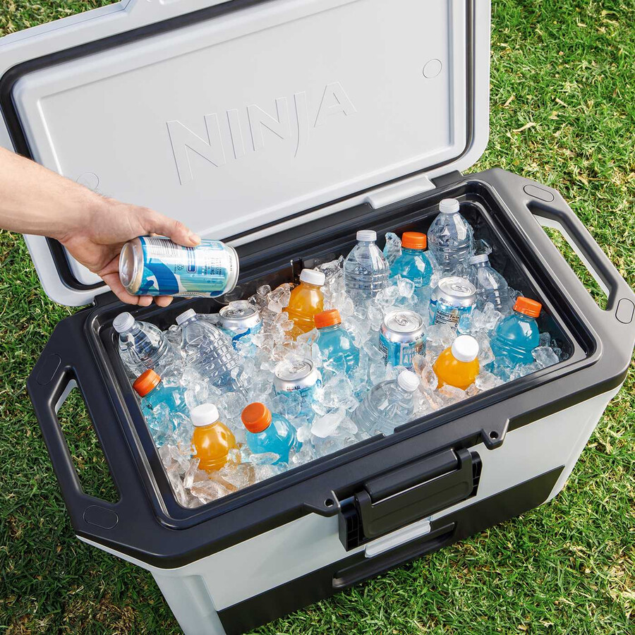 nevera portátil ninja frostvault de 50 cuartos47 litros - blanco nube fb151ukwh