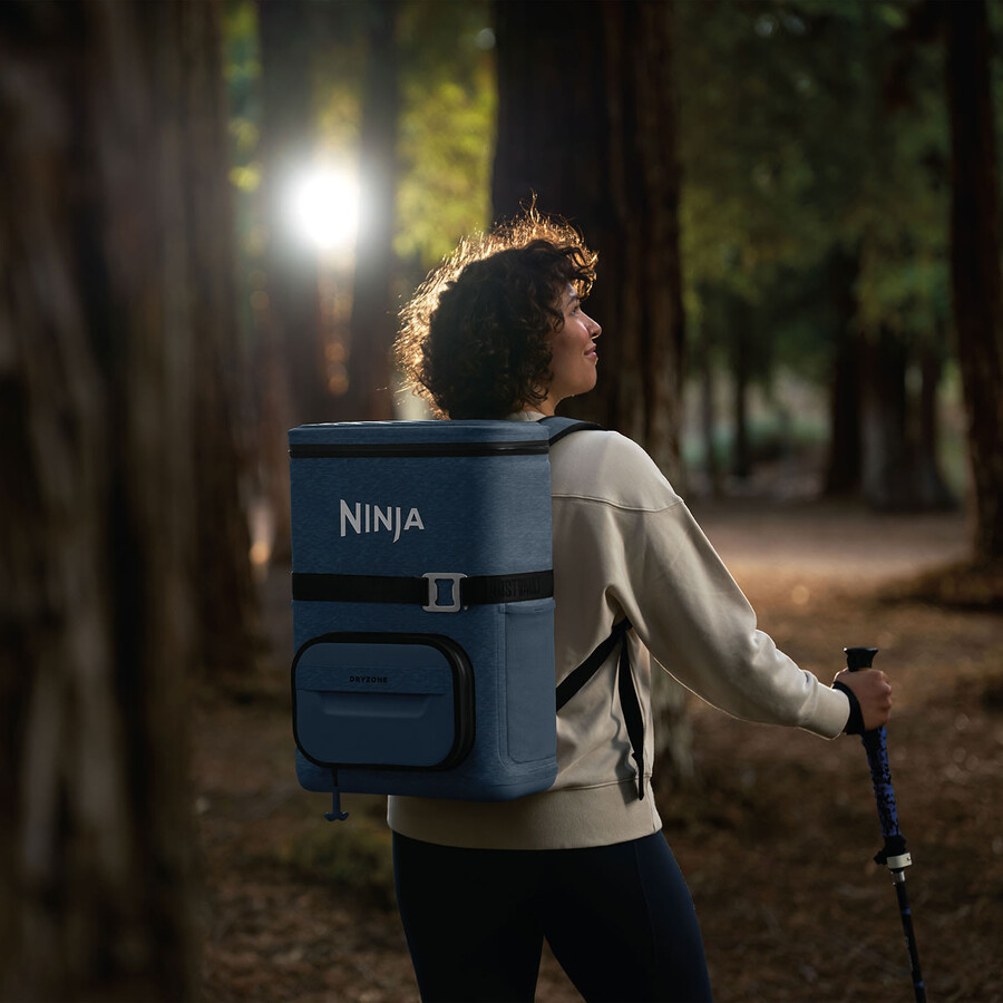 mochila térmica ninja frostvault go de 17 litros y 24 latas - azul lakeshore